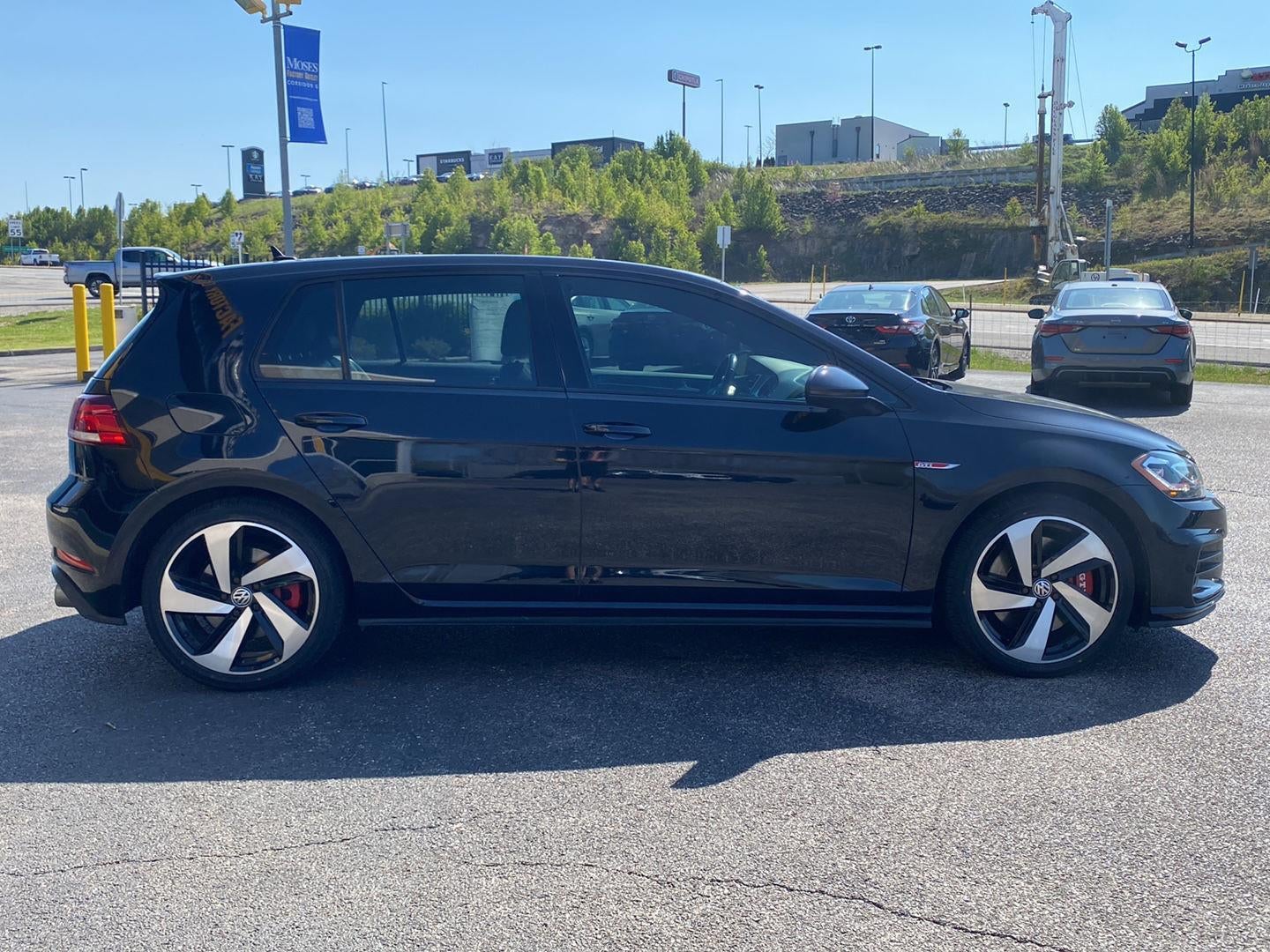 2019 Volkswagen Golf GTI SE