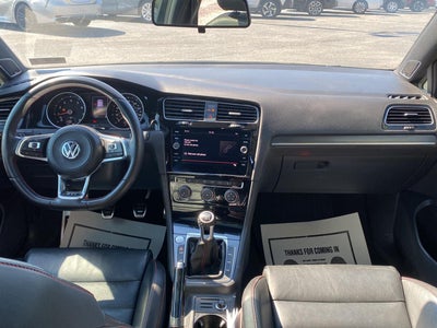 2019 Volkswagen Golf GTI SE