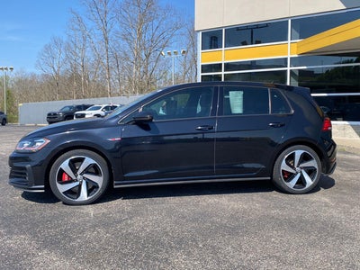 2019 Volkswagen Golf GTI SE