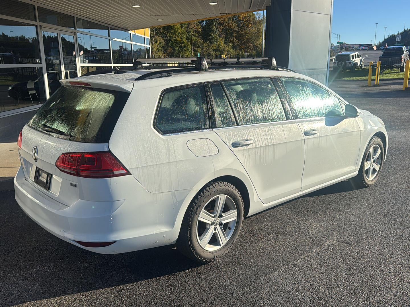 2015 Volkswagen Golf SportWagen TDI S