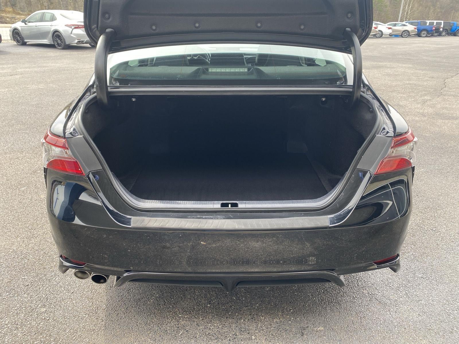 2023 Toyota Camry Hybrid SE