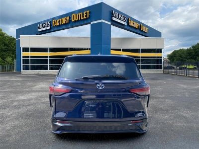 2021 Toyota SIENNA MINIVAN