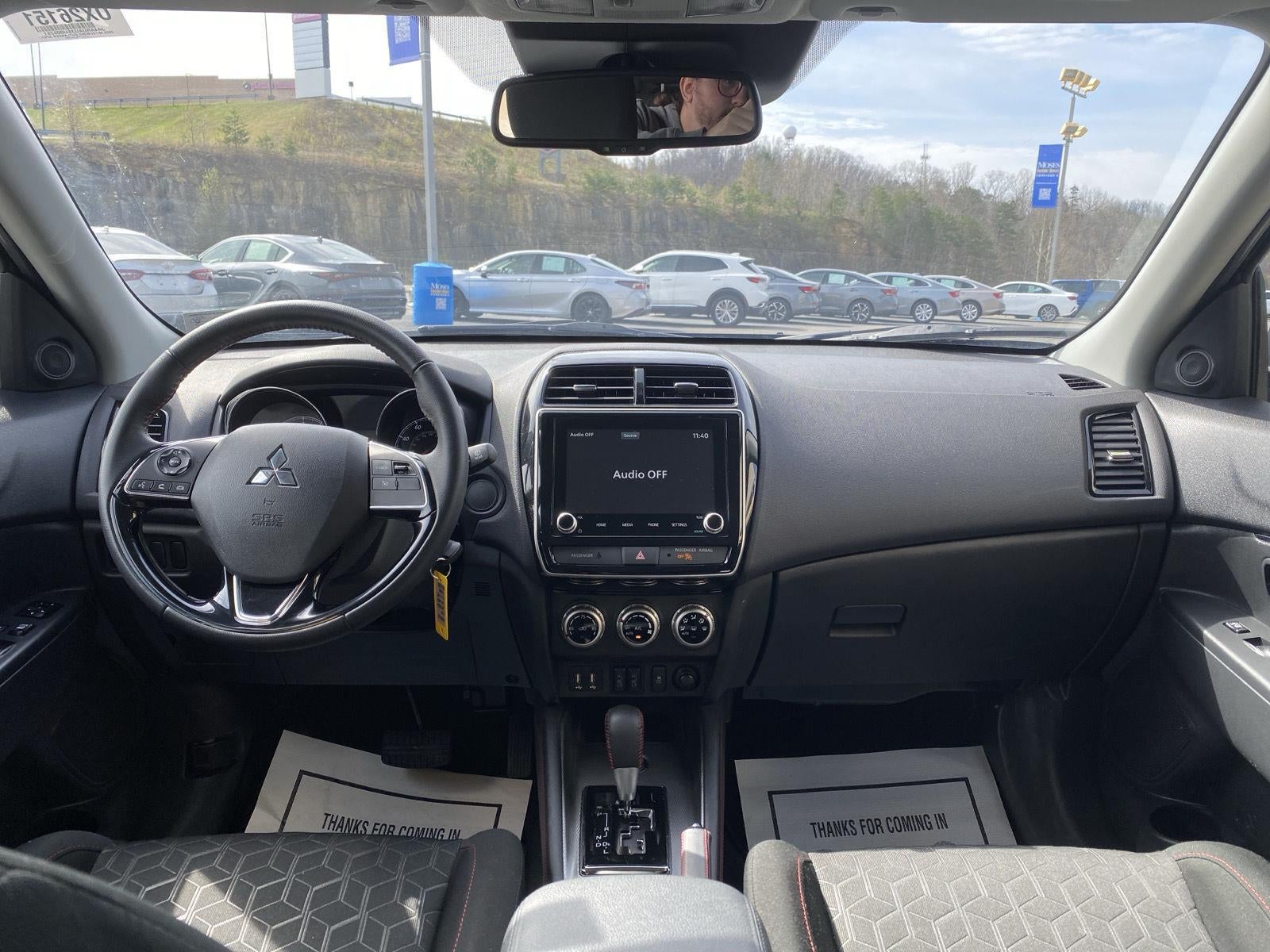 2025 Mitsubishi Outlander Sport LE