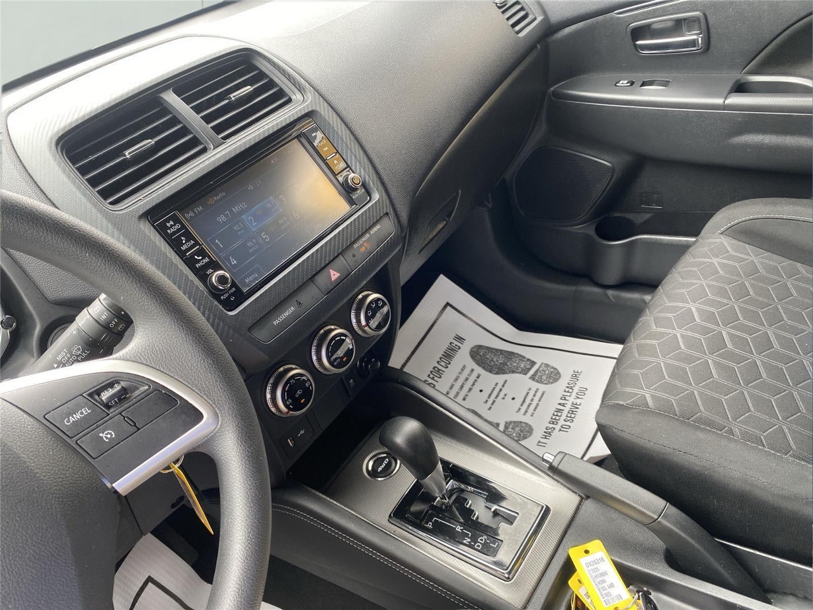 2025 Mitsubishi Outlander Sport ES
