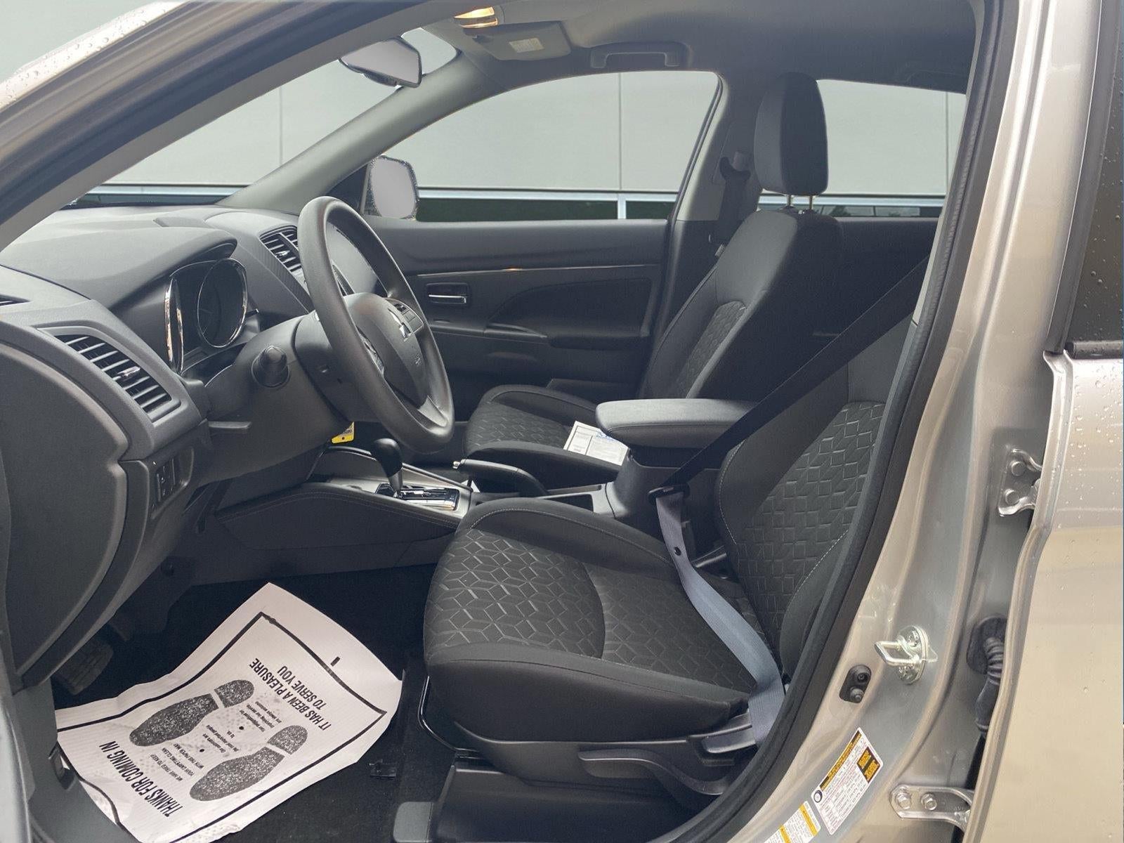 2025 Mitsubishi Outlander Sport ES