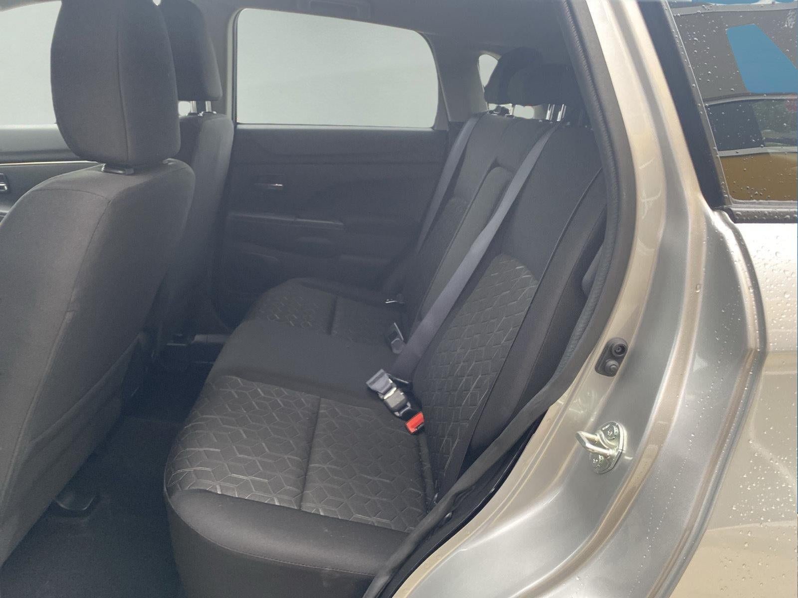 2025 Mitsubishi Outlander Sport ES