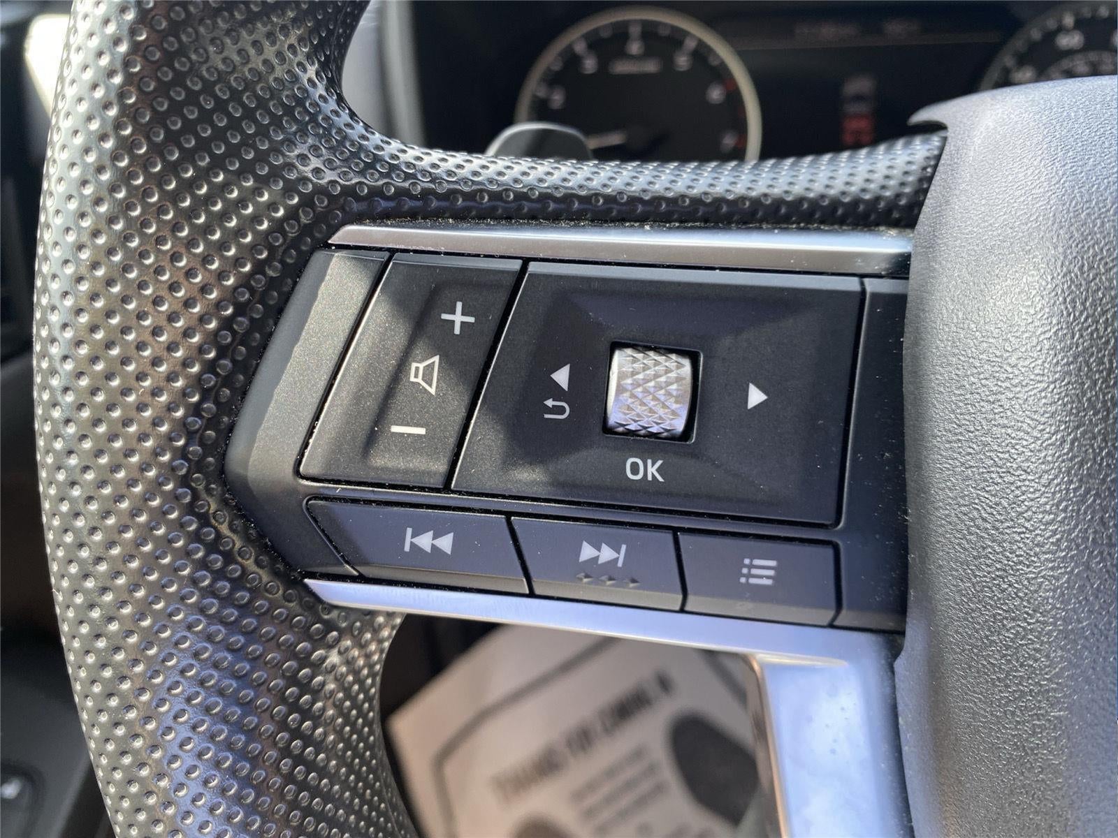 2025 Mitsubishi Outlander ES