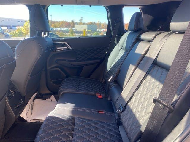 2023 Mitsubishi Outlander PHEV SEL