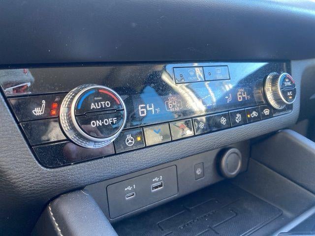 2023 Mitsubishi Outlander PHEV SEL