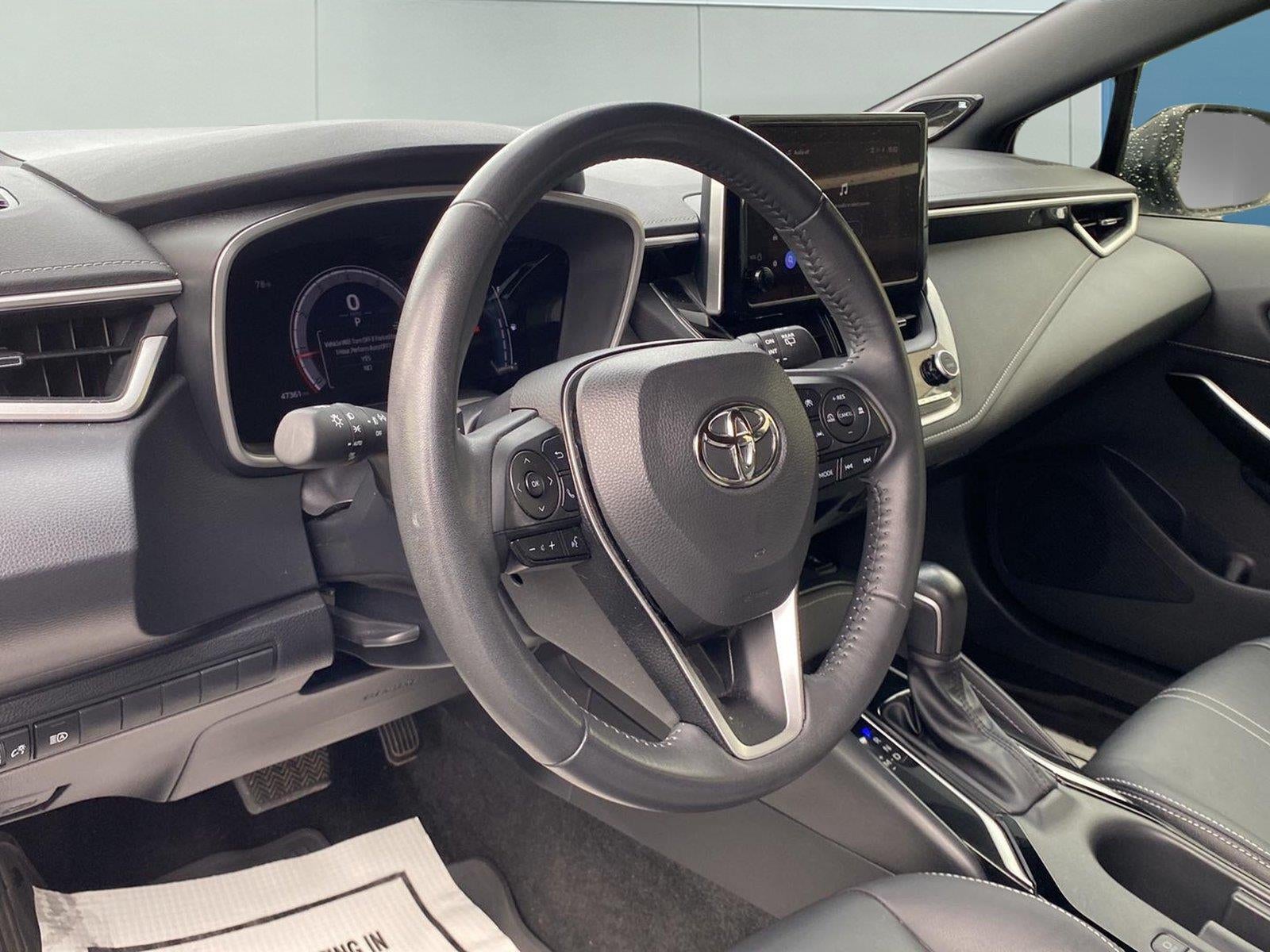2024 Toyota Corolla Hatchback XSE