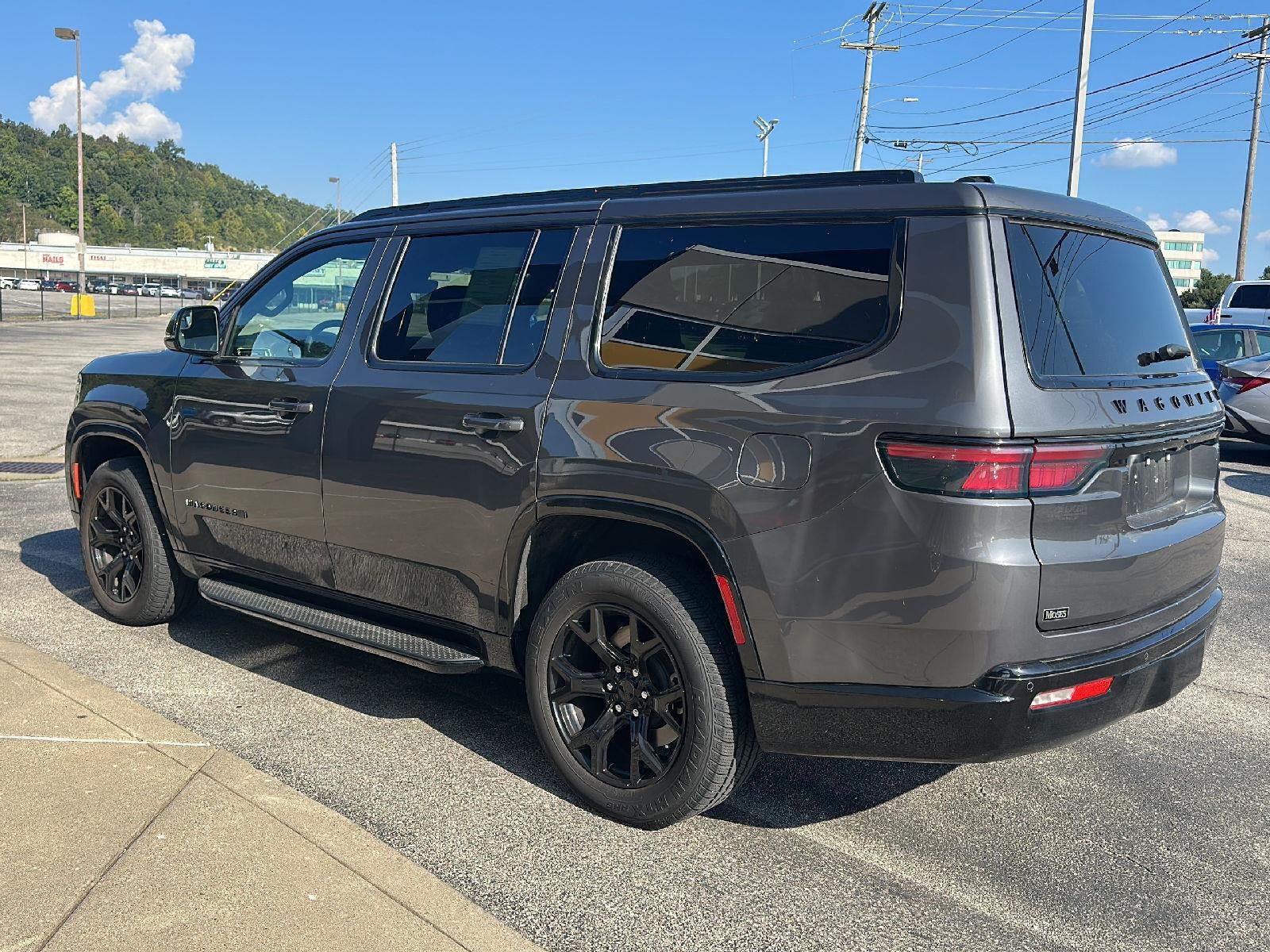 2025 Jeep Wagoneer Series II Carbide