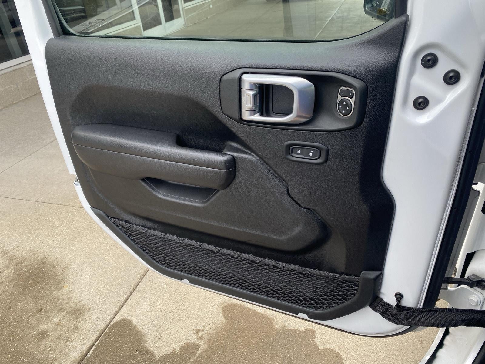 2021 Jeep Gladiator Willys
