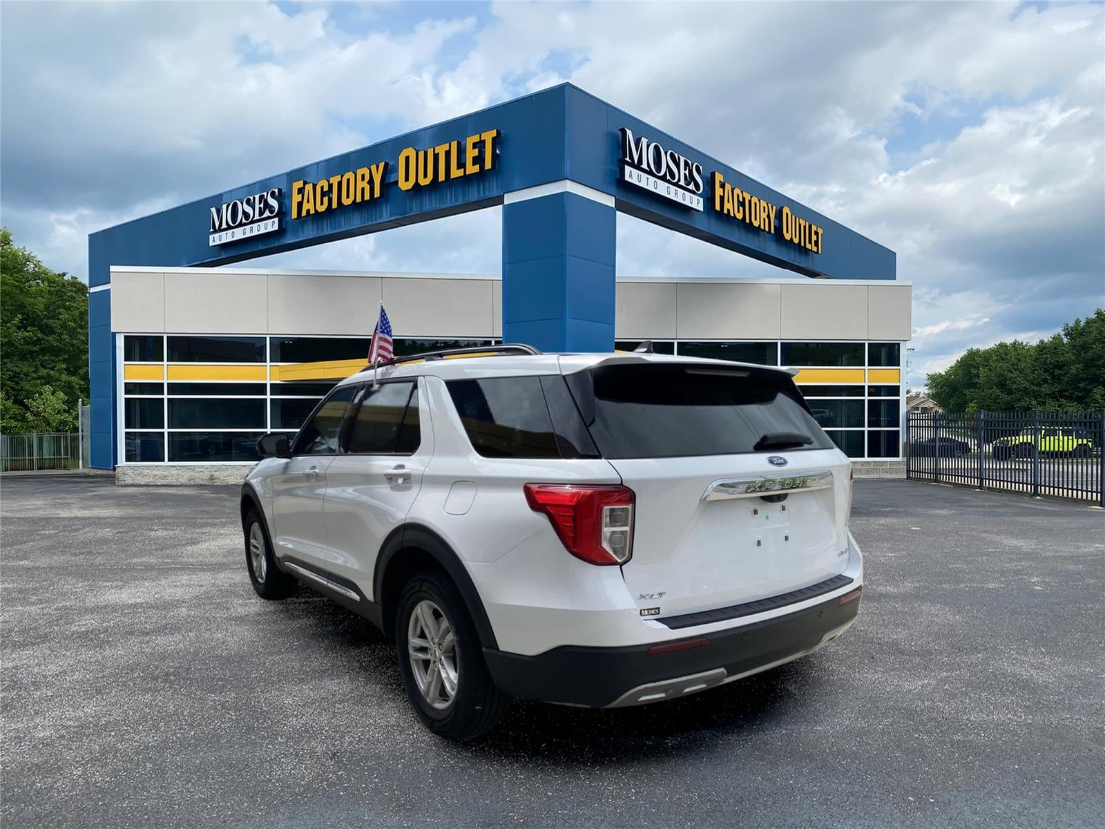 2024 Ford Explorer XLT