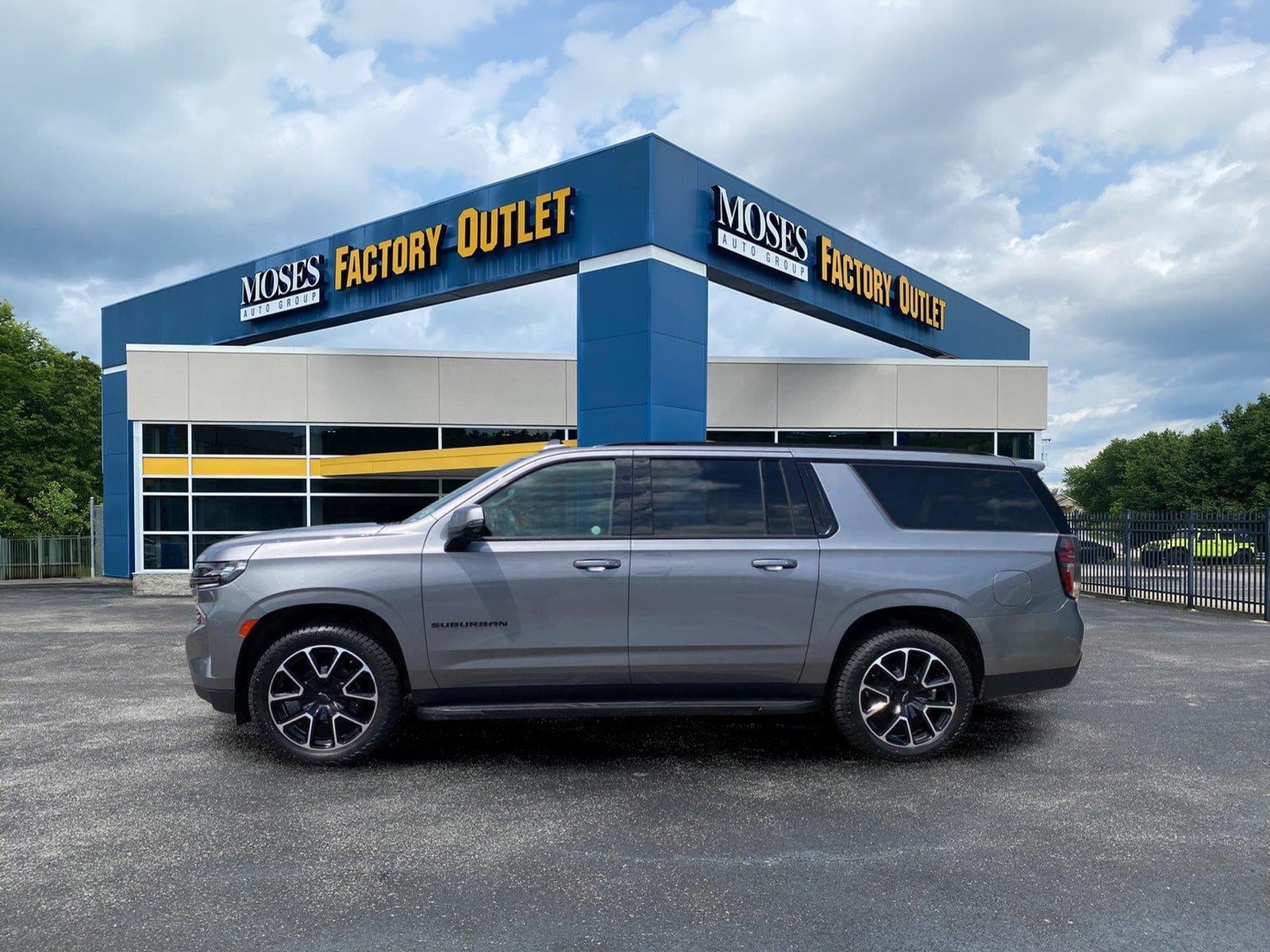 2022 Chevrolet Suburban RST