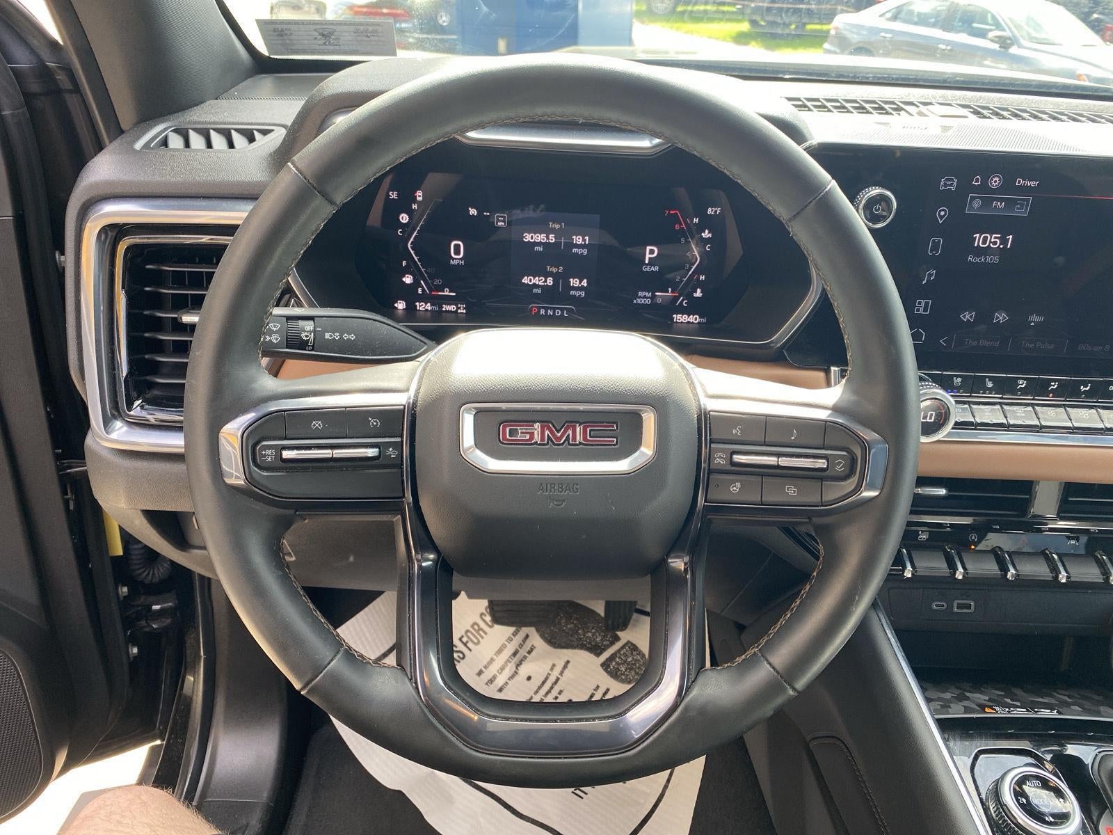 2024 GMC Canyon 4WD AT4