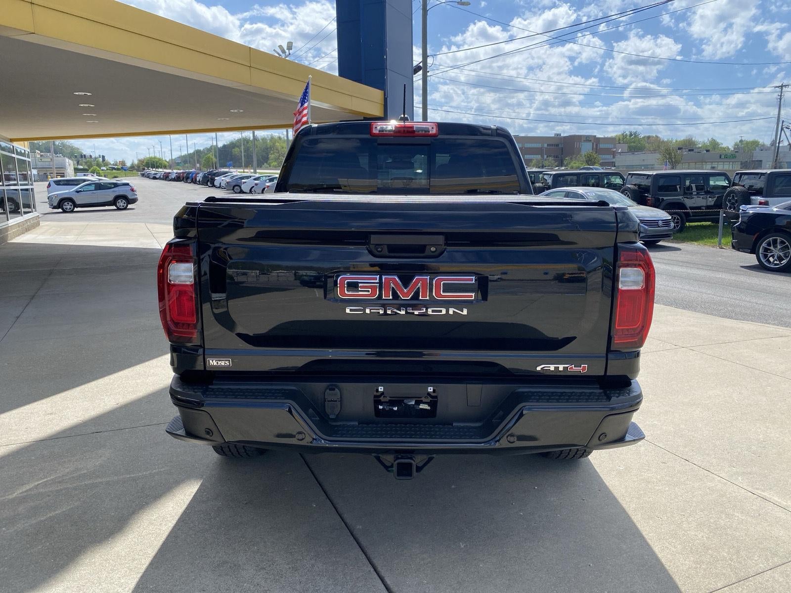 2024 GMC Canyon 4WD AT4