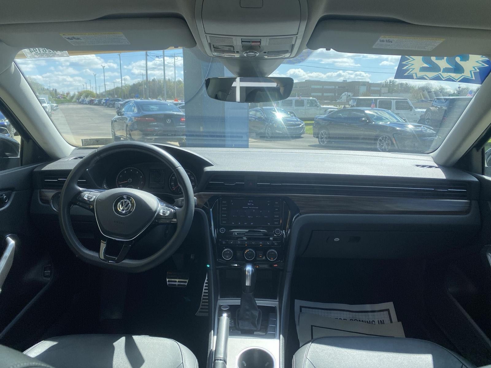 2022 Volkswagen Passat 2.0T Limited Edition