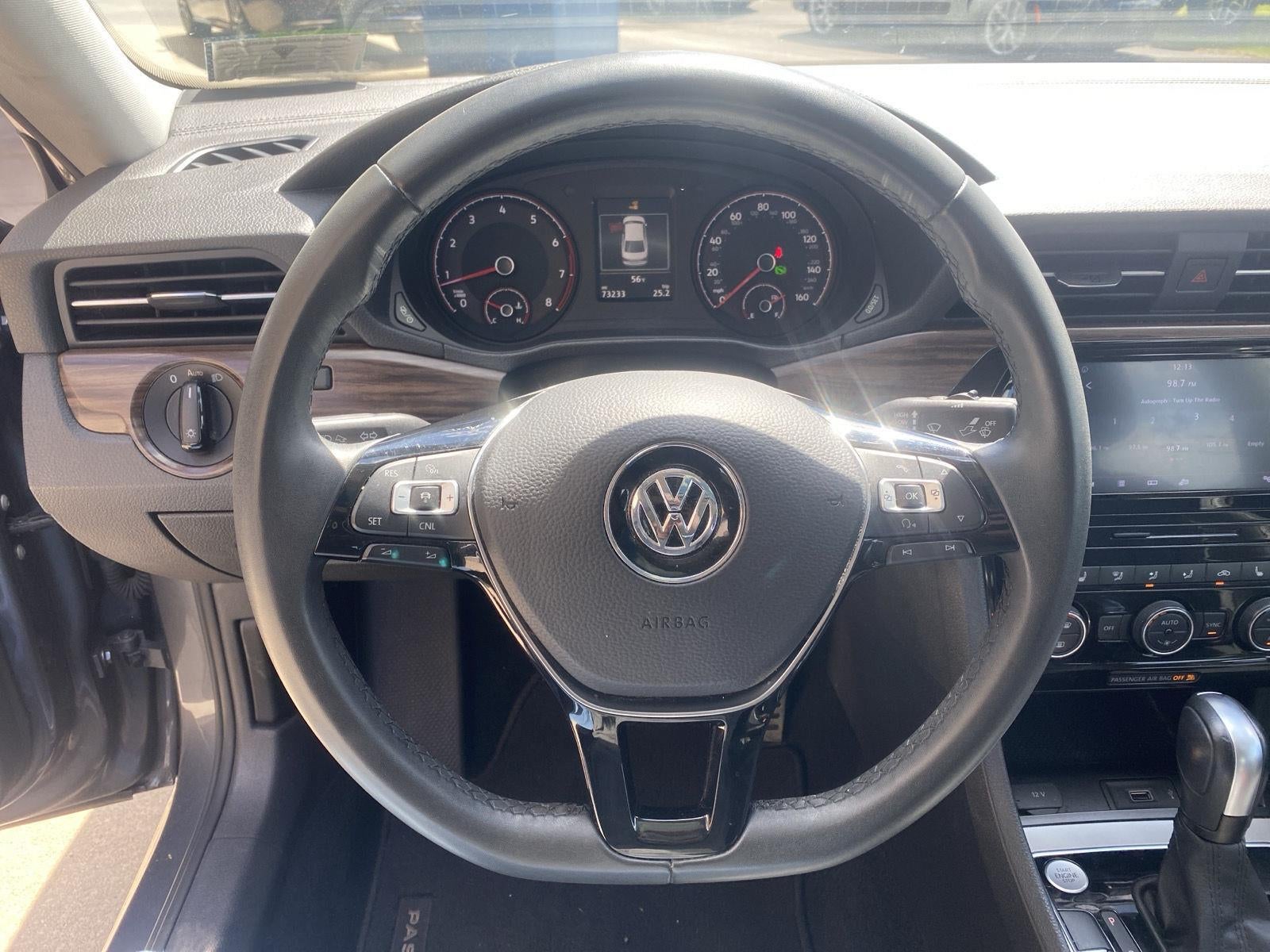 2022 Volkswagen Passat 2.0T Limited Edition