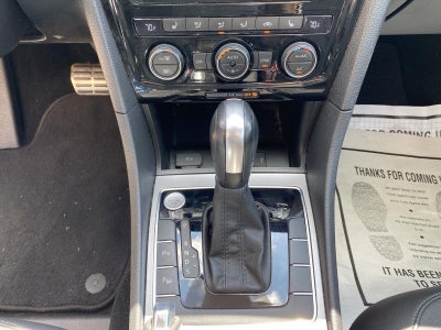 2022 Volkswagen Passat 2.0T Limited Edition