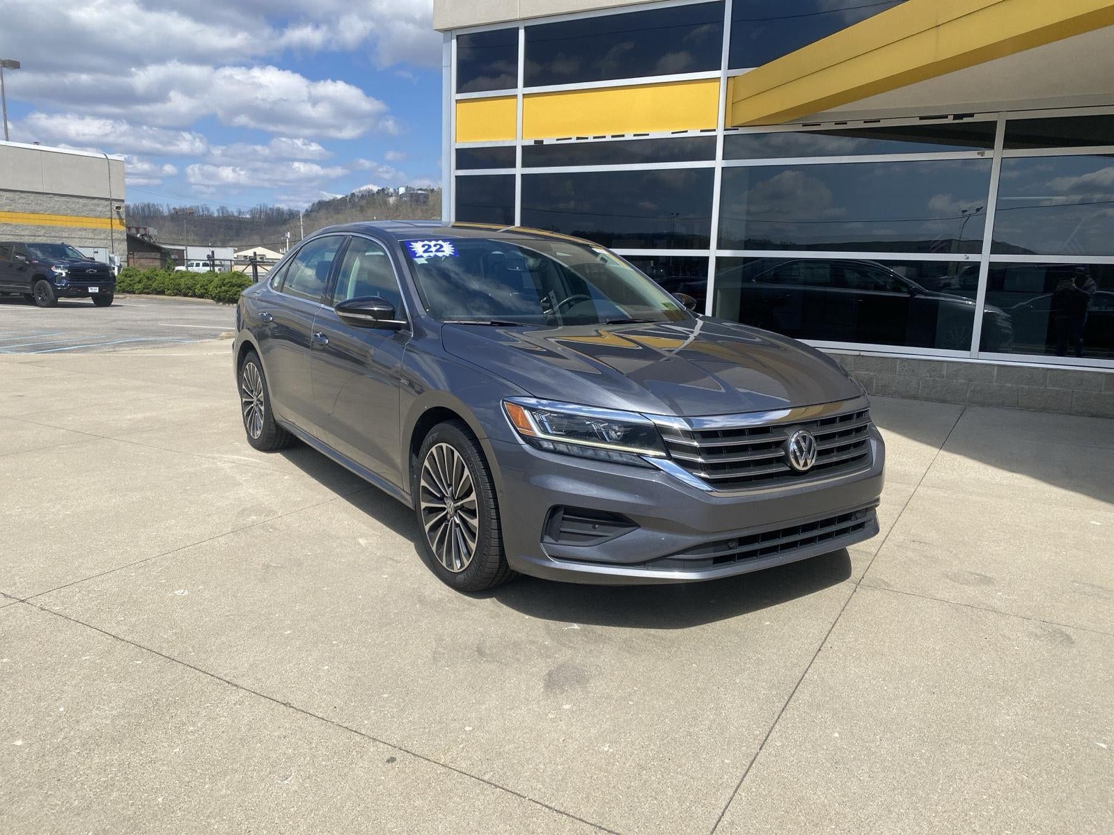 2022 Volkswagen Passat 2.0T Limited Edition