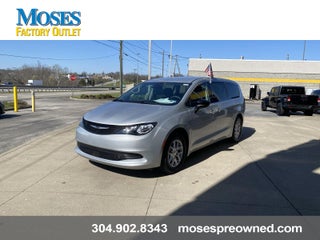 2024 Chrysler Voyager LX