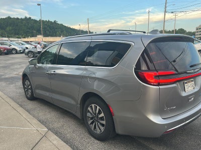 2021 Chrysler Pacifica Hybrid Touring L