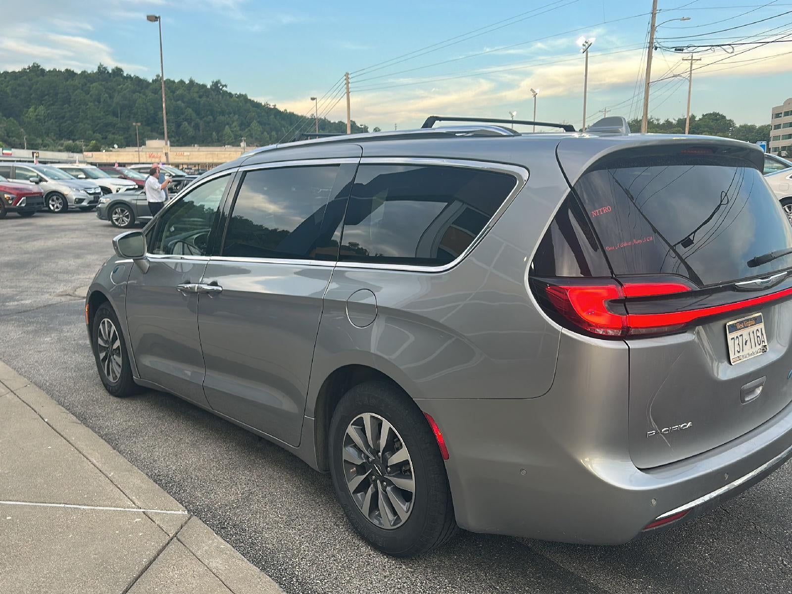 2021 Chrysler Pacifica Hybrid Touring L