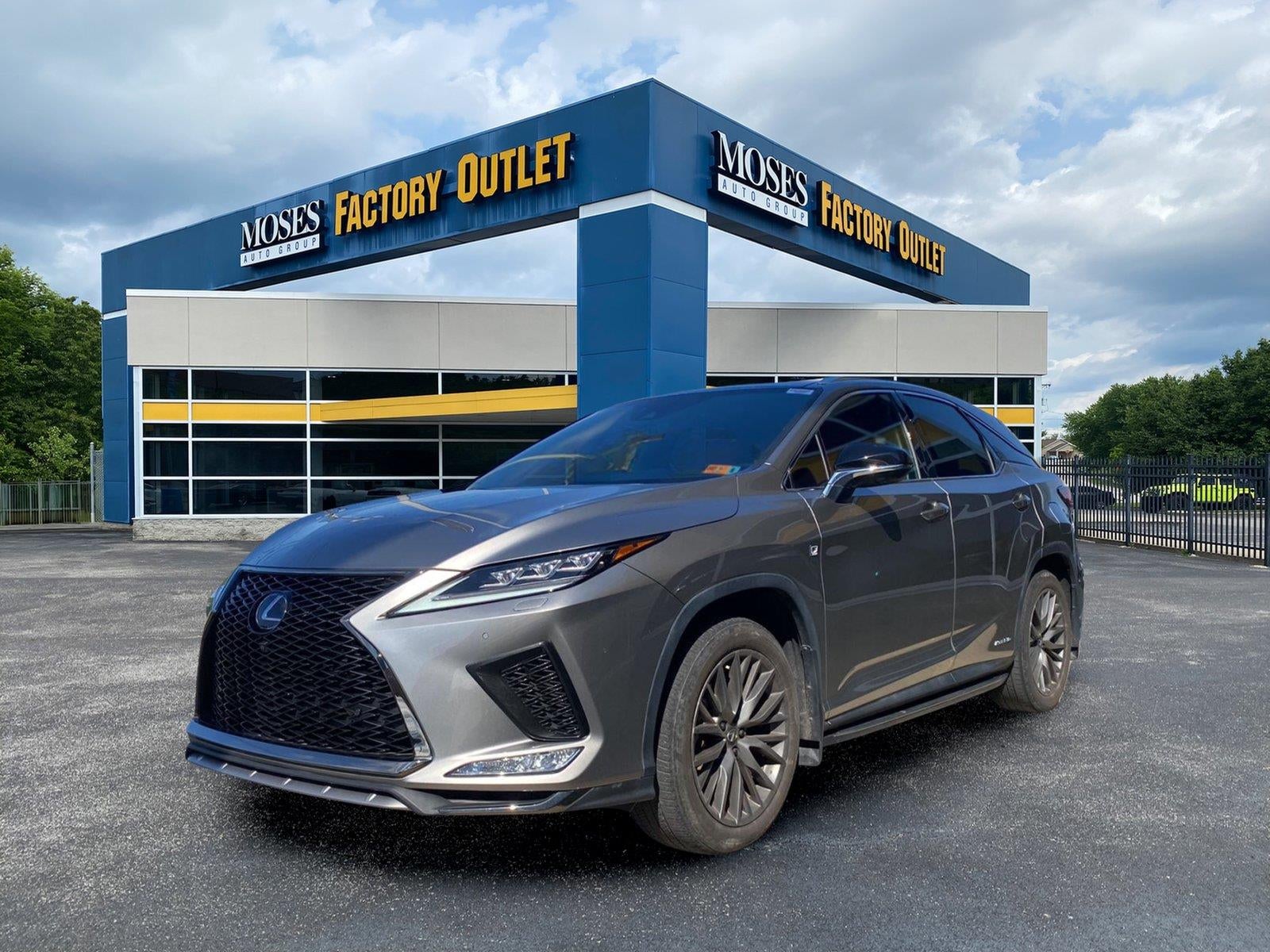 2022 Lexus RX RX 450h F SPORT Handling
