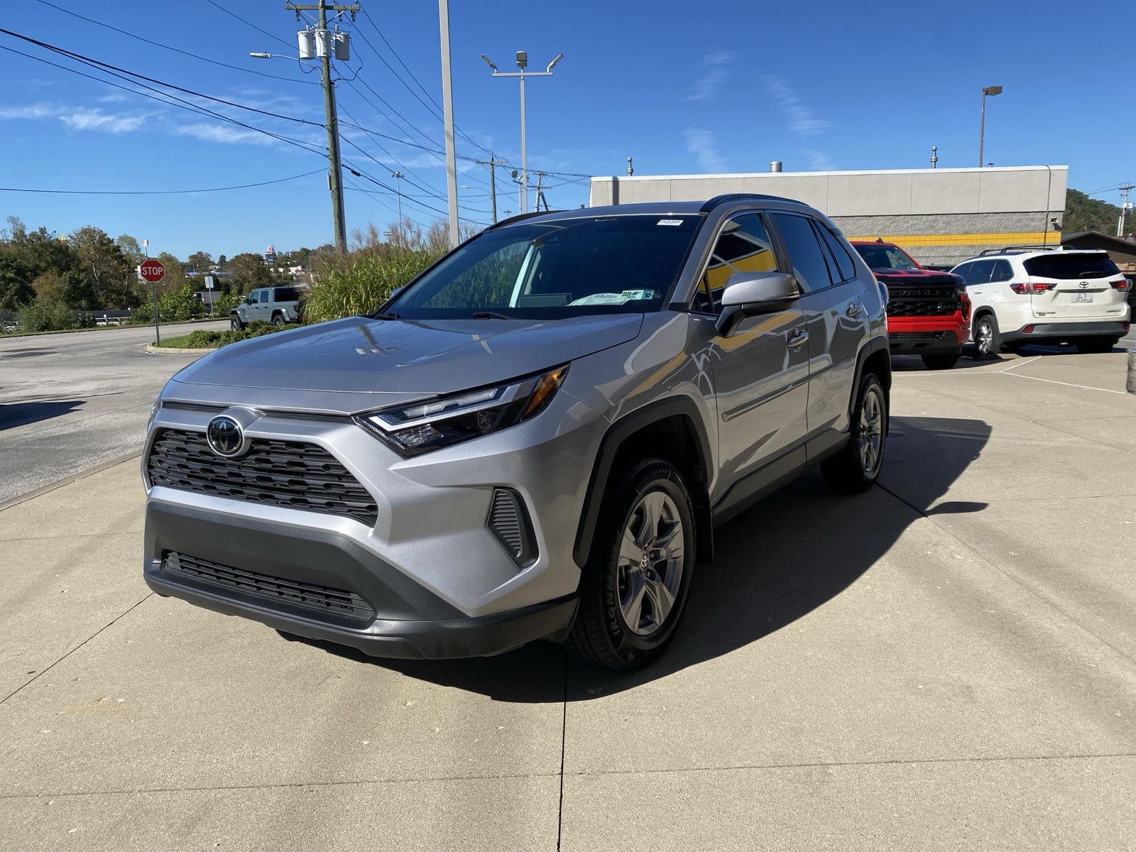 2025 Toyota RAV4 XLE