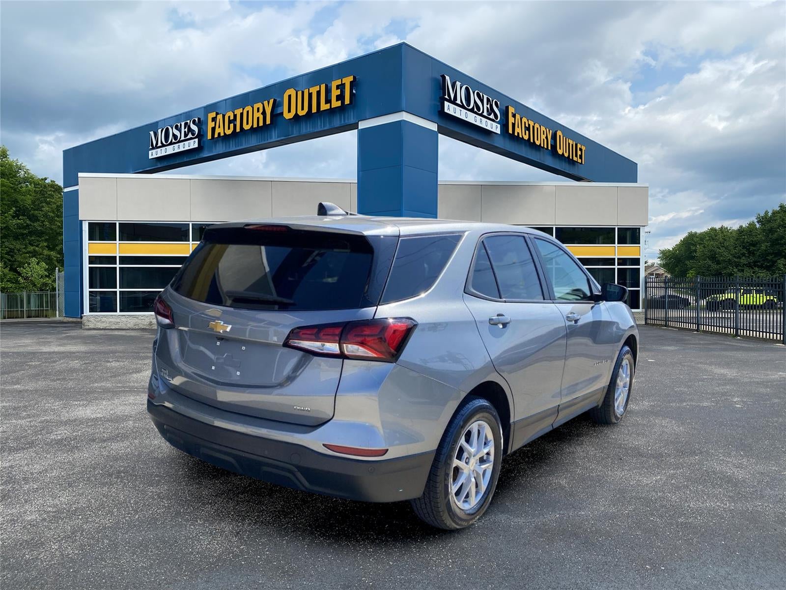 2024 Chevrolet Equinox LS