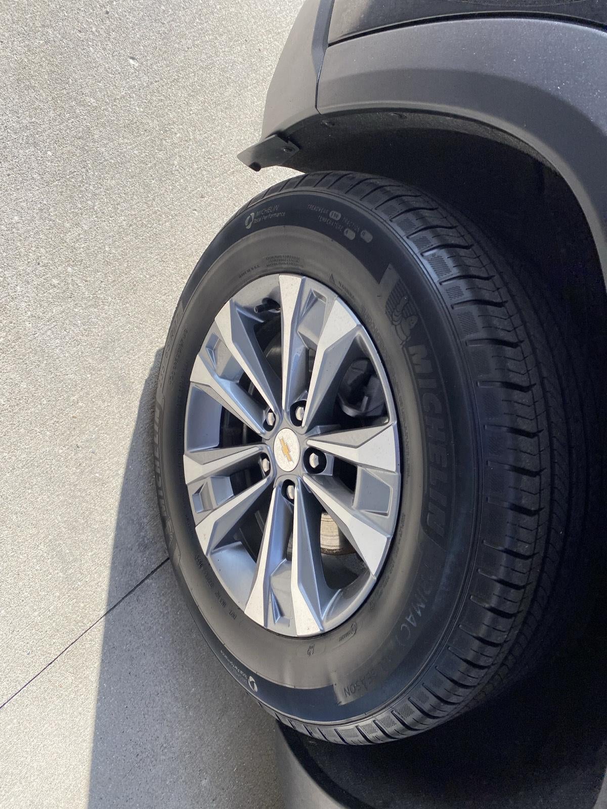 2025 Chevrolet Equinox AWD LT