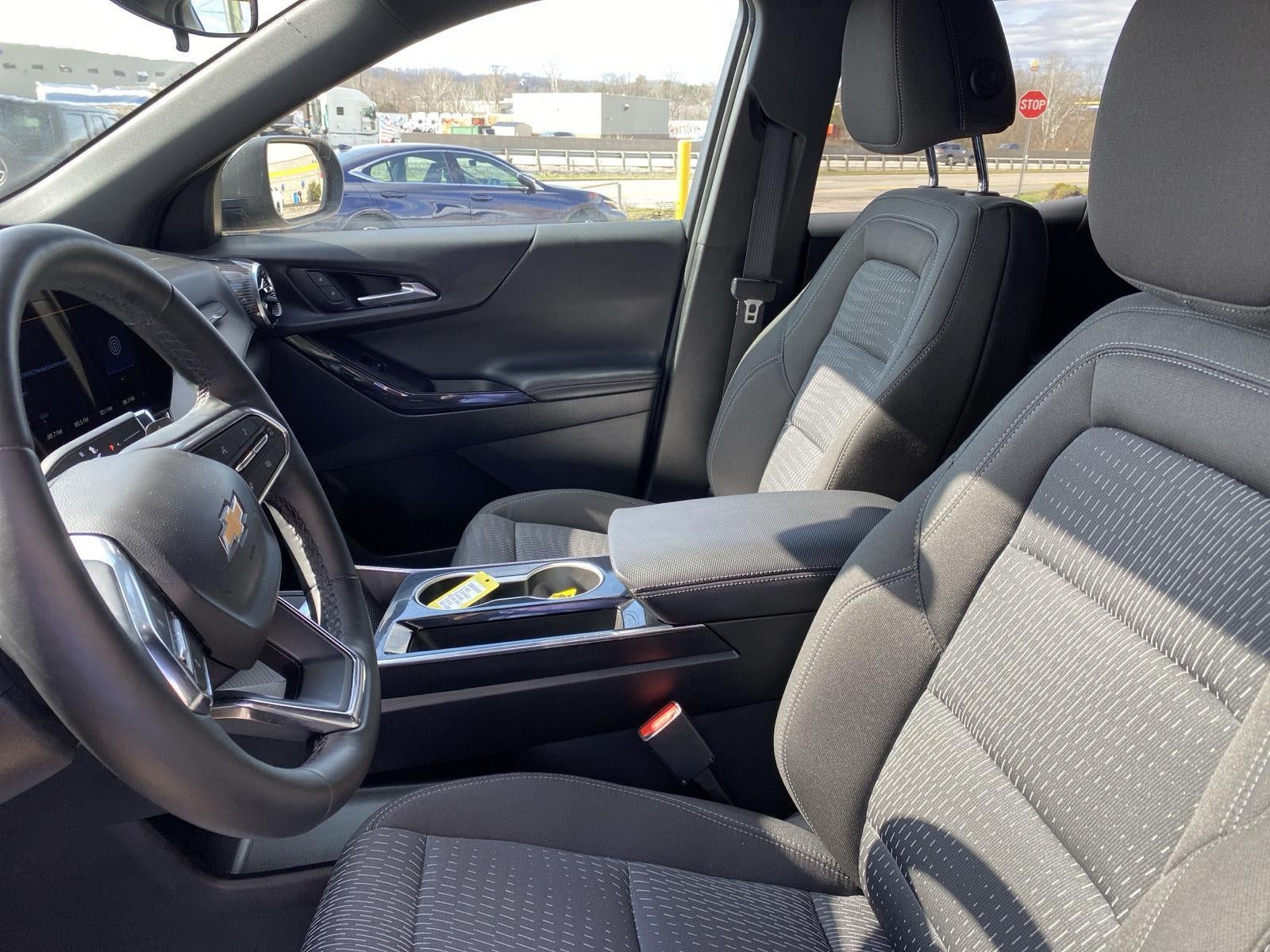 2025 Chevrolet Equinox AWD LT