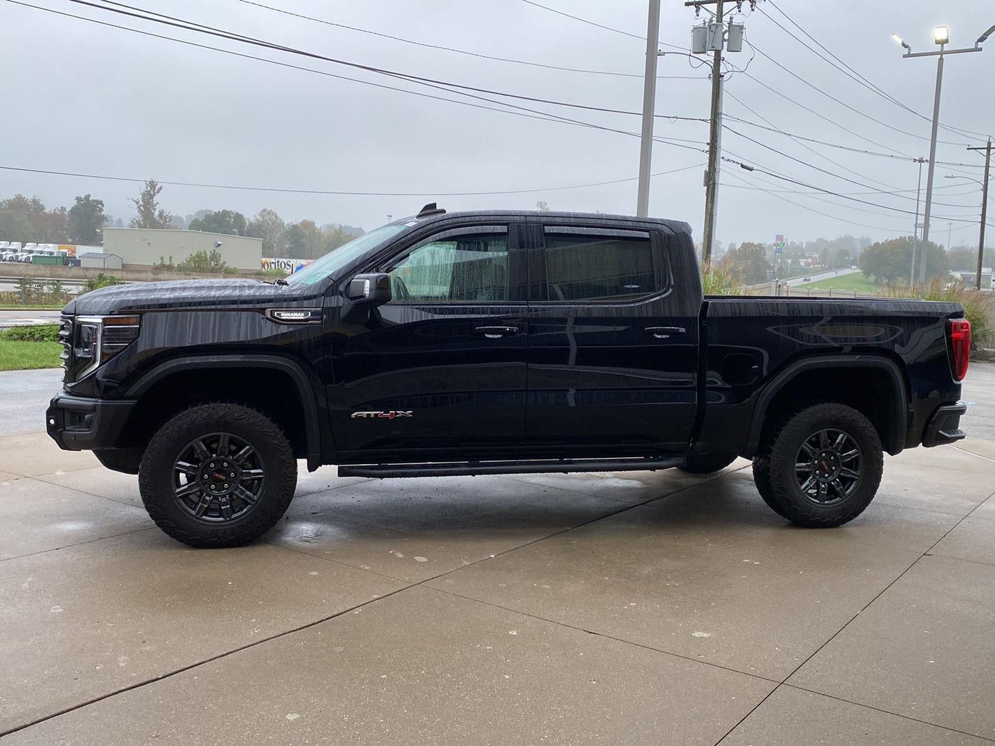2024 GMC Sierra 1500 AT4X