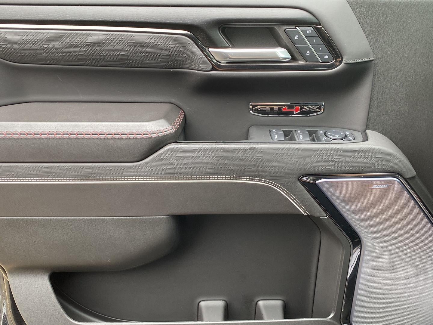 2024 GMC Sierra 1500 AT4X