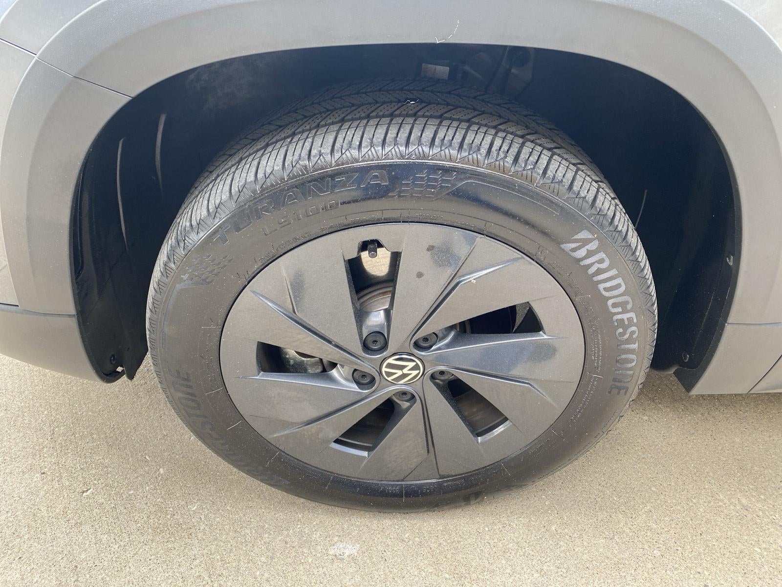 2025 Volkswagen Taos S