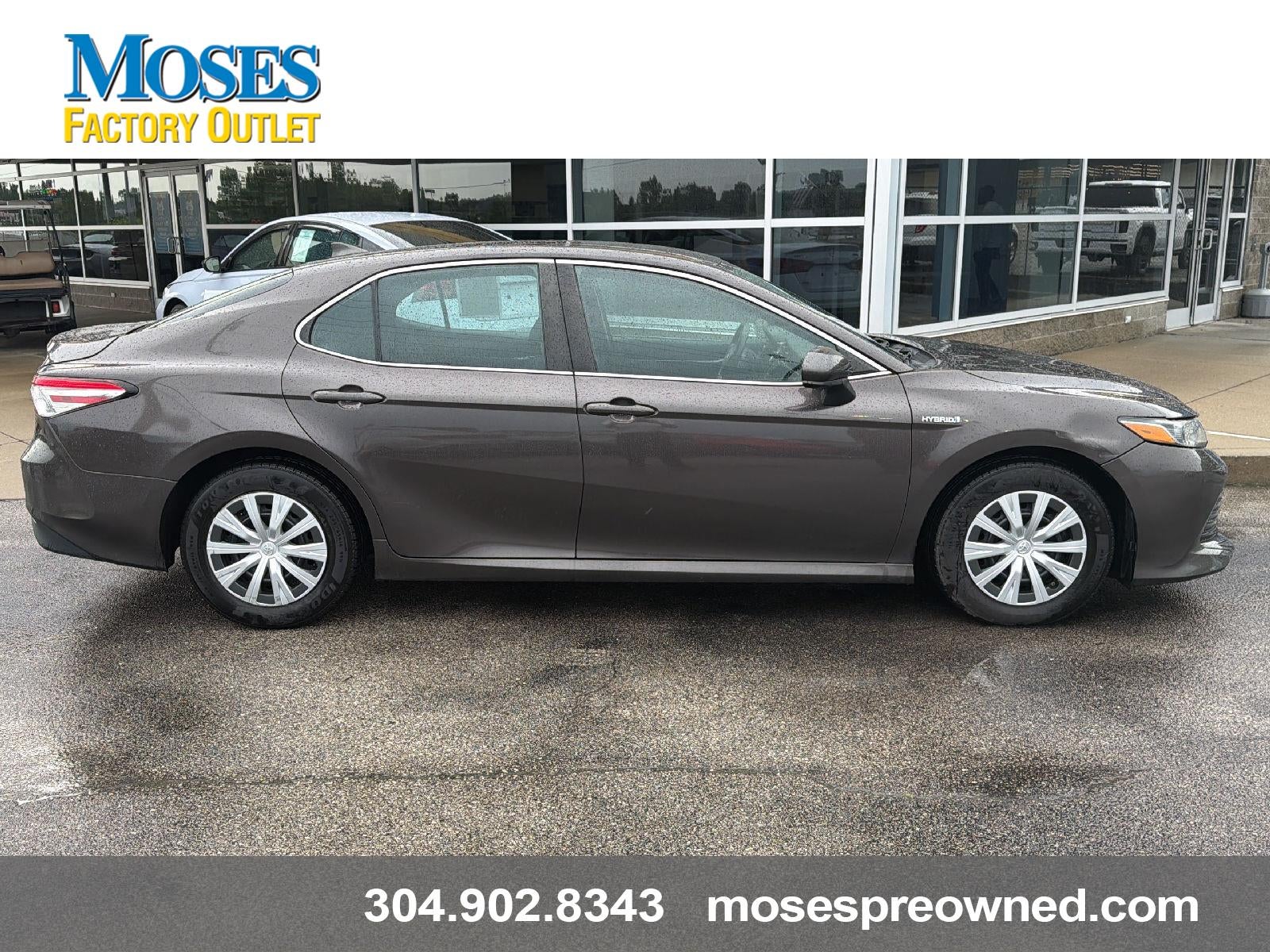 2019 Toyota Camry Hybrid LE