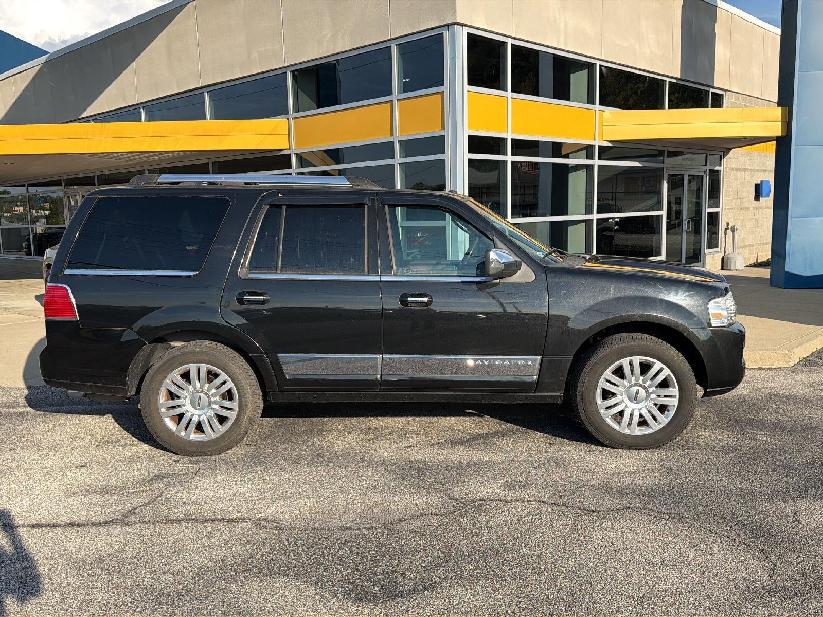 2014 Lincoln Navigator 4WD 4DR