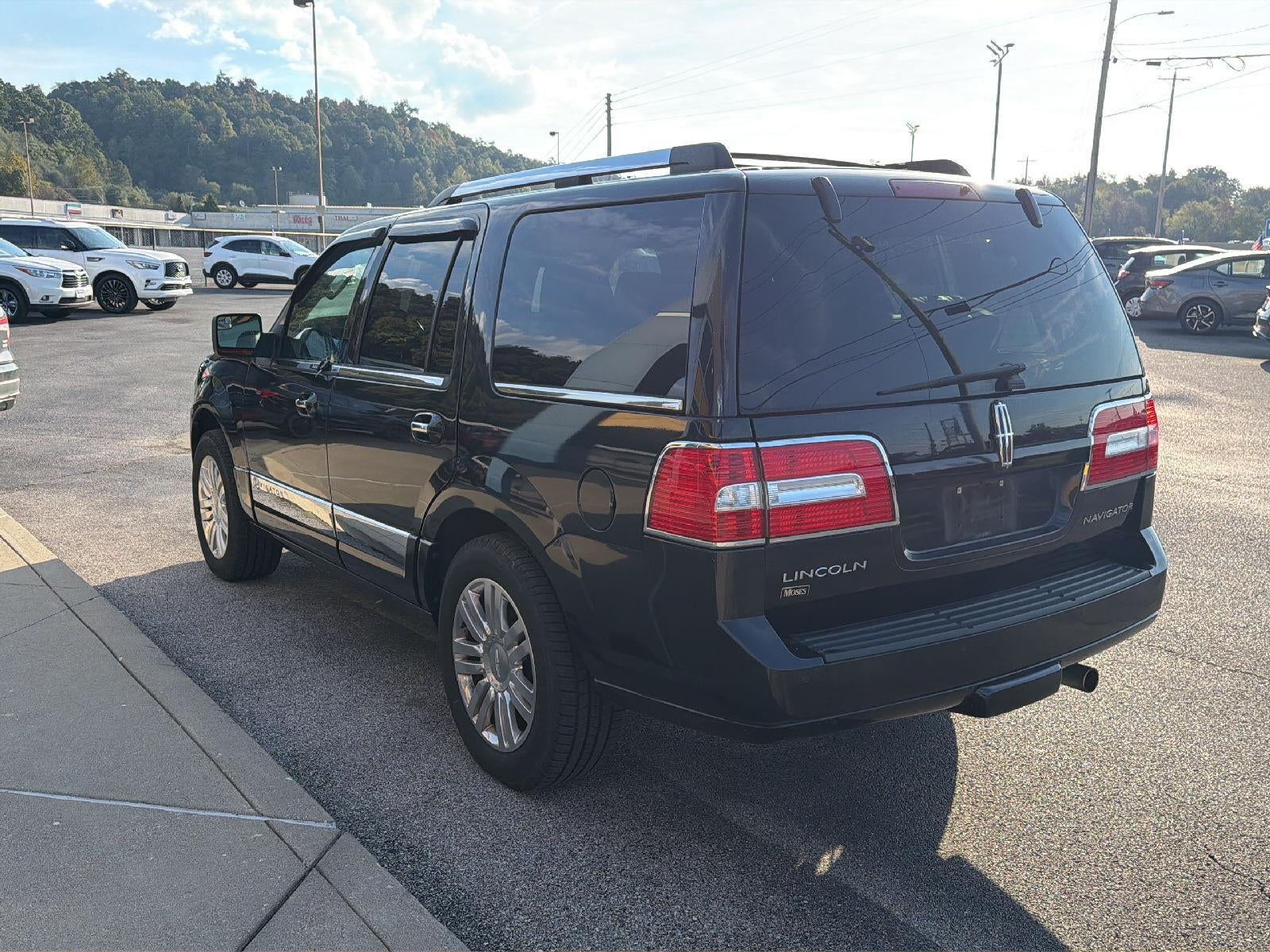 2014 Lincoln Navigator 4WD 4DR