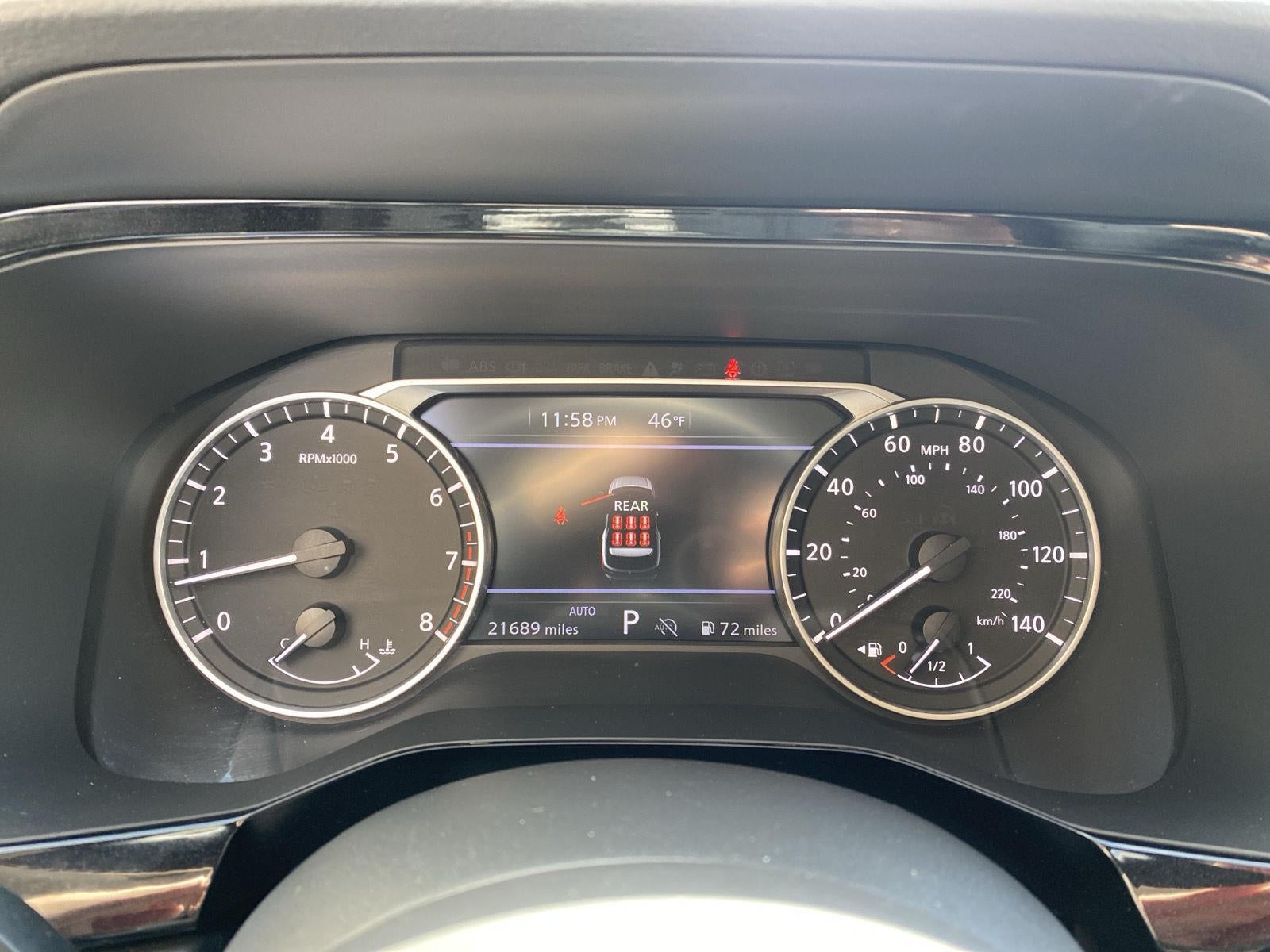 2025 Nissan Pathfinder SV