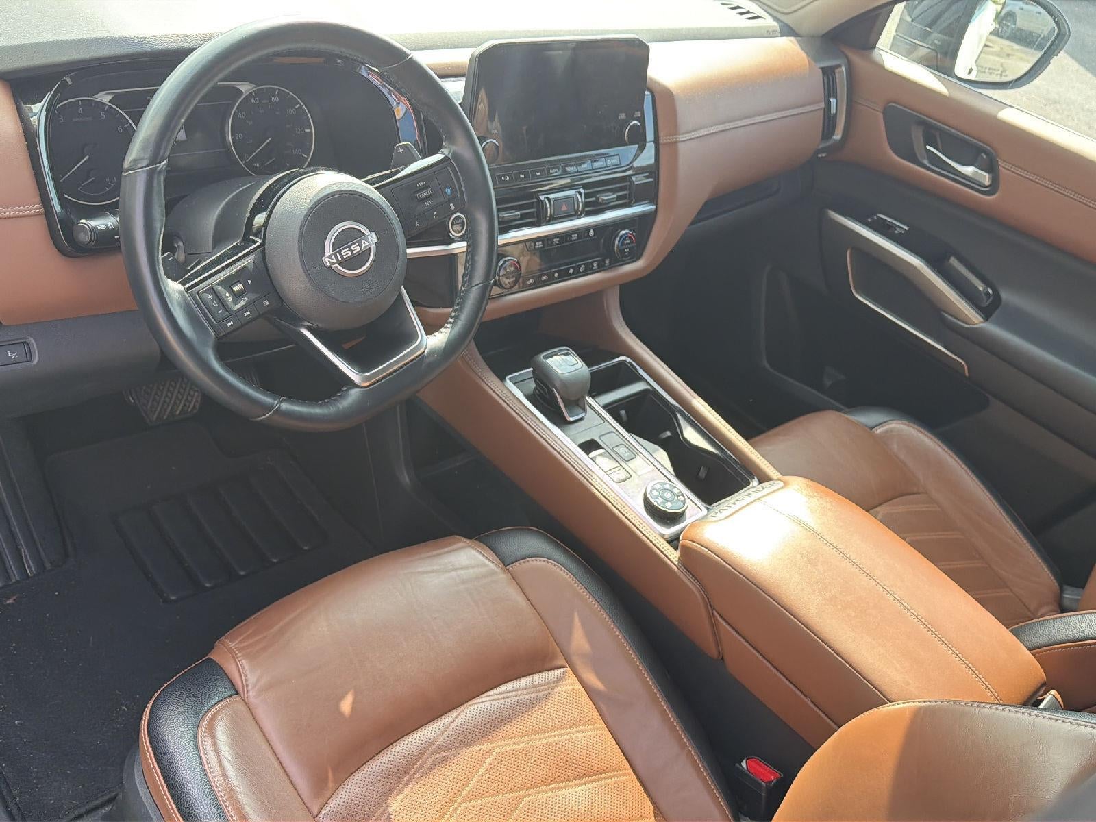 2022 Nissan Pathfinder Platinum