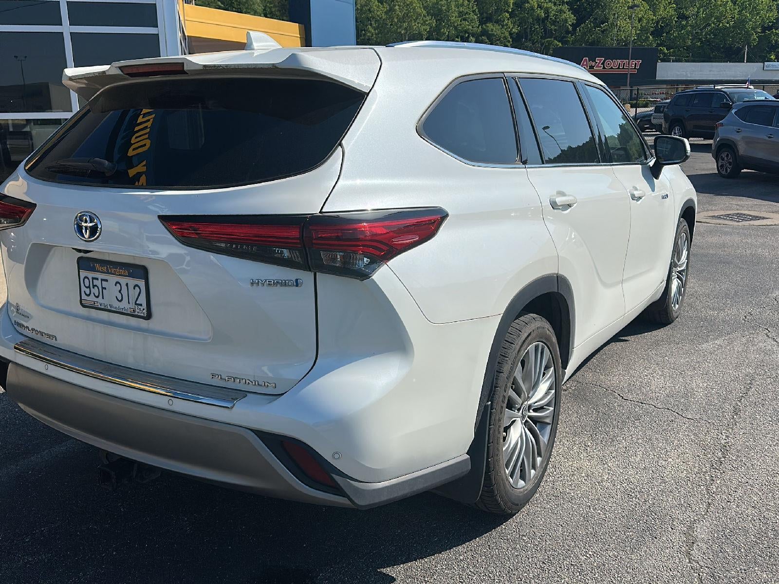 2020 Toyota Highlander Hybrid Platinum