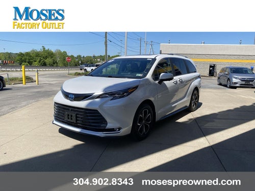 2025 Toyota Sienna Platinum