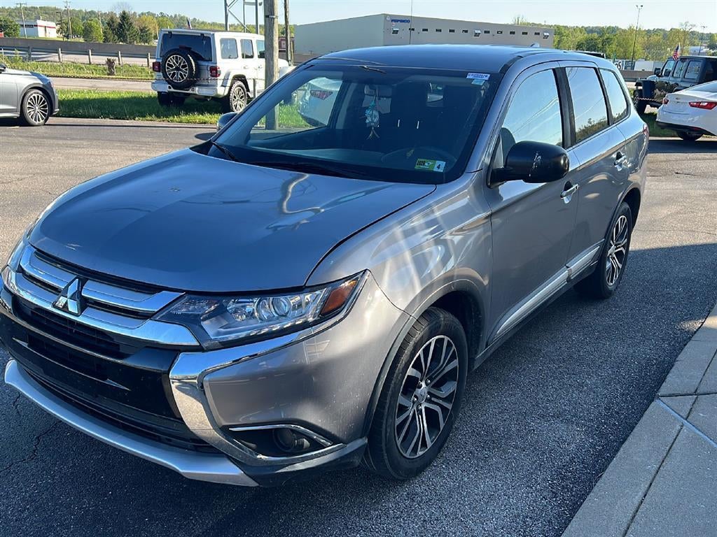 2018 Mitsubishi Outlander ES