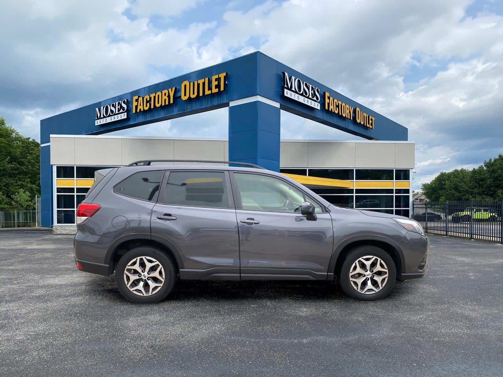 2023 Subaru Forester Premium