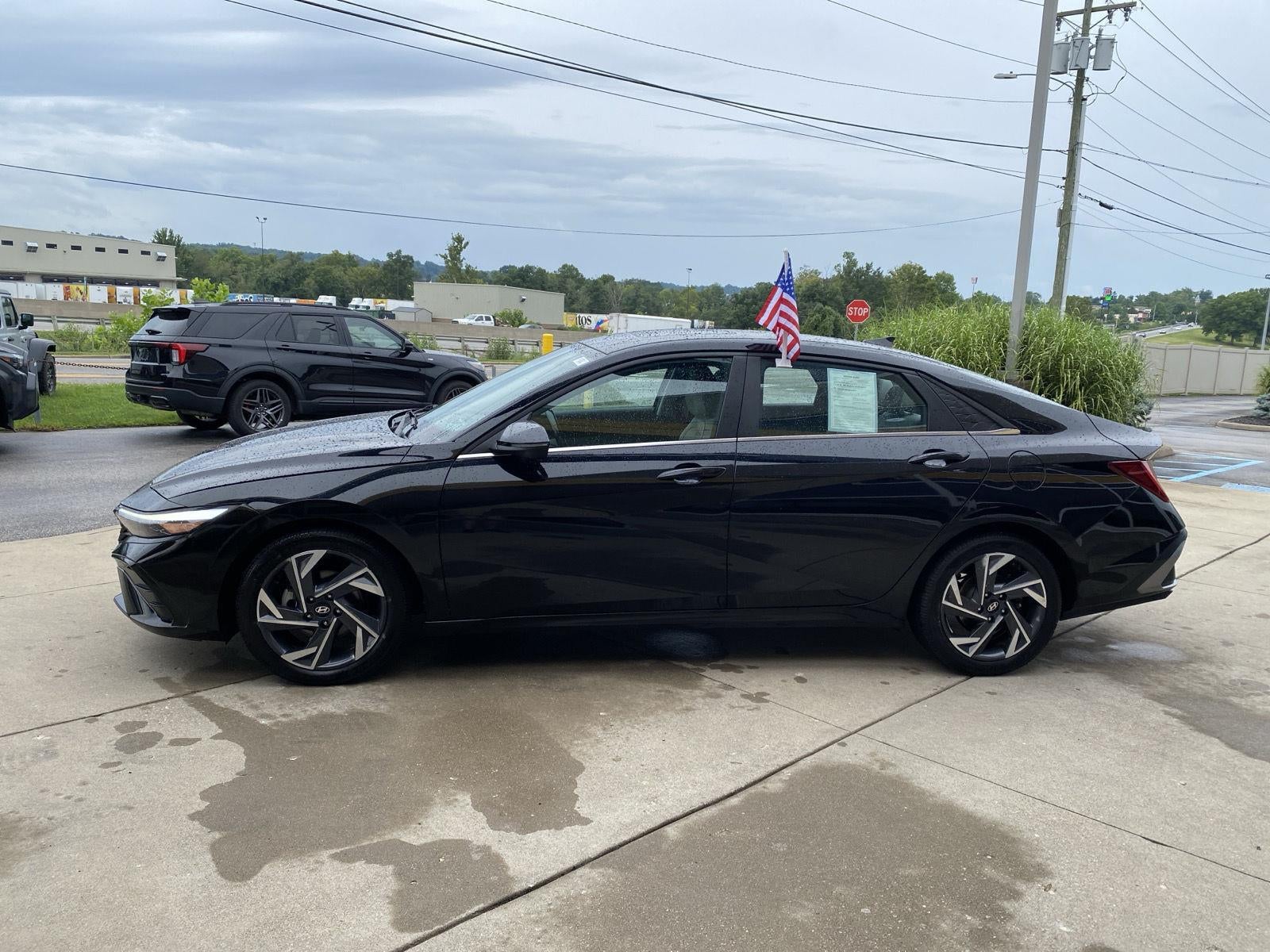 2024 Hyundai Elantra Limited