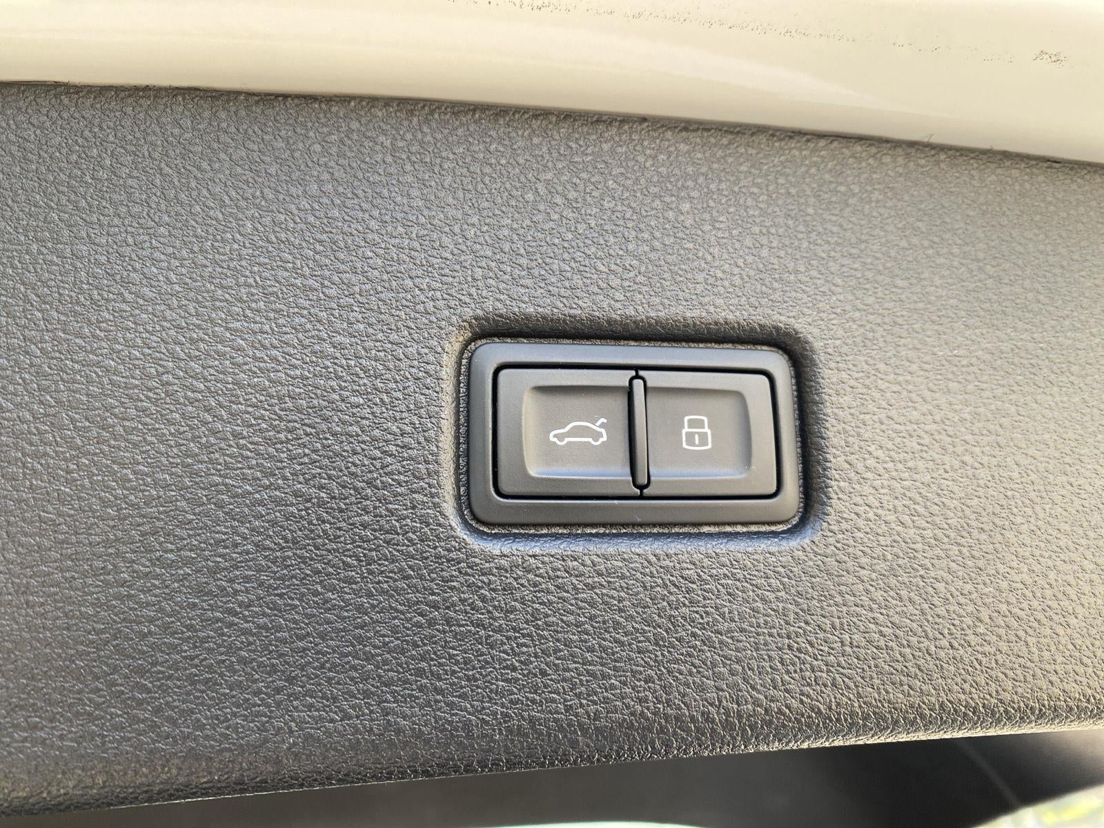 2022 Audi SQ5 Sportback Premium Plus