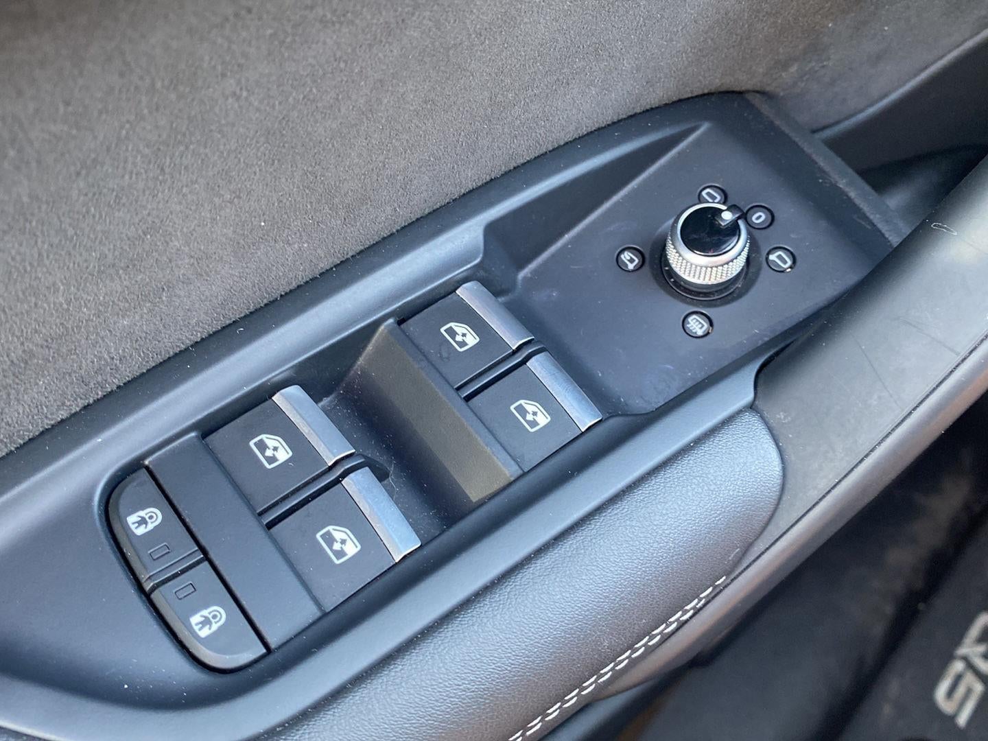 2022 Audi SQ5 Premium Plus