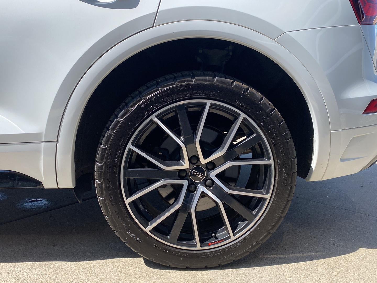 2022 Audi SQ5 Premium Plus