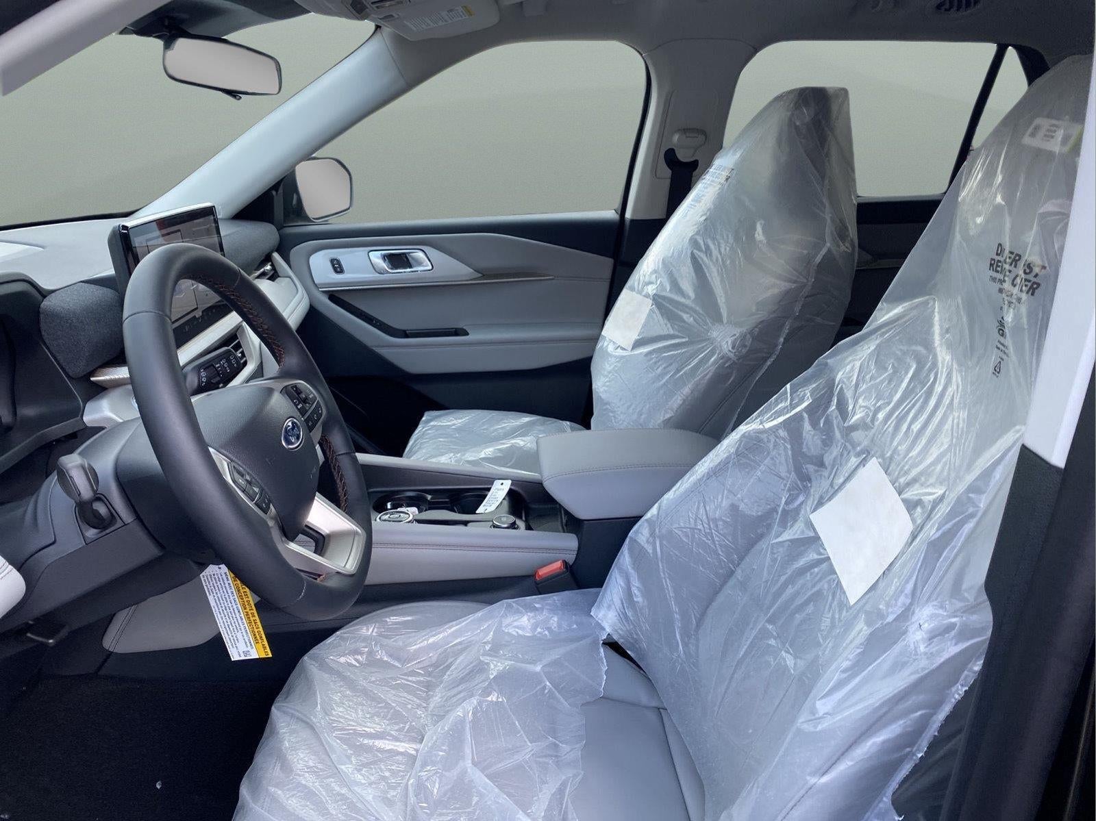 2026 Ford Explorer ACTIVE W/200A PKG 4WD