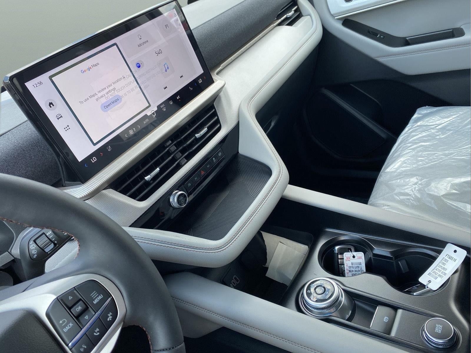 2026 Ford Explorer ACTIVE W/200A PKG 4WD